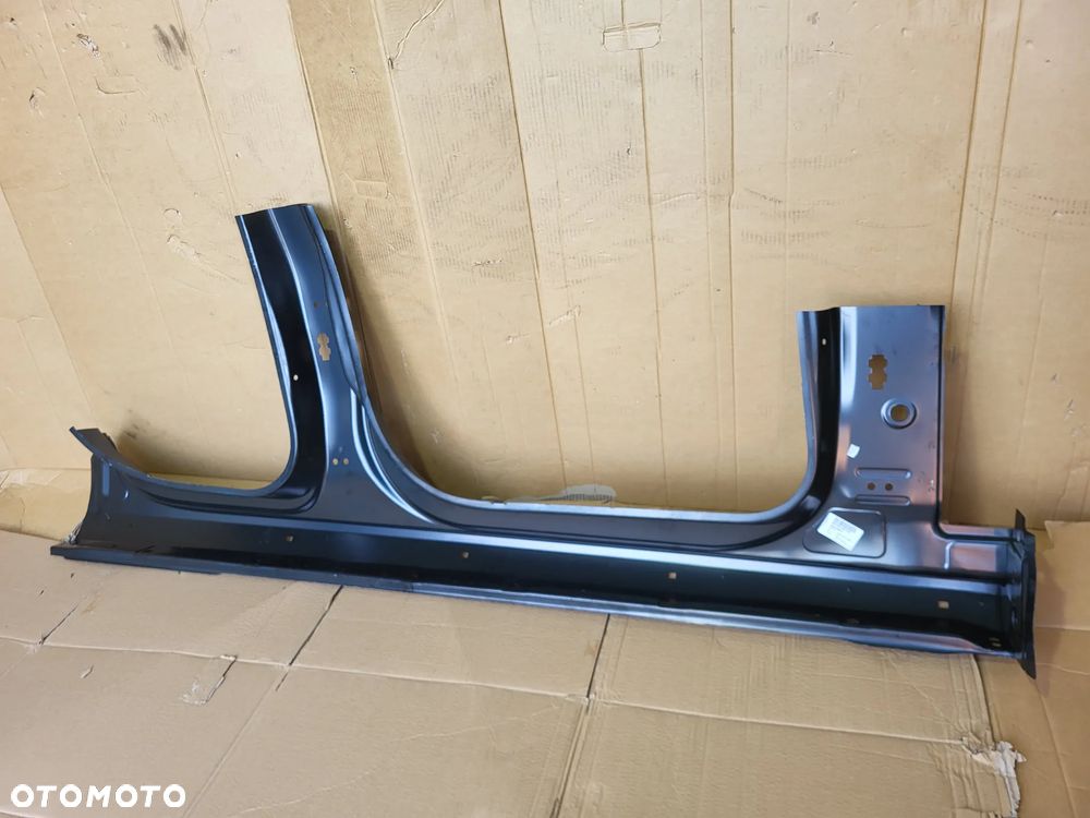 SLUPEK PROG LEWY AUDI A4 S4 B8 KOMBI 8K9 SEDAN 8K5 - 6