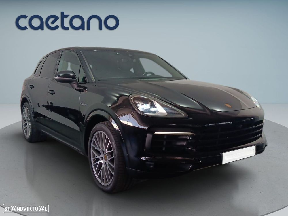 Porsche Cayenne E-Hybrid - 5