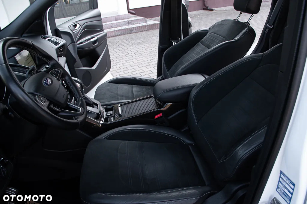 Ford Kuga 1.5 EcoBoost 4x4 ST-Line - 38