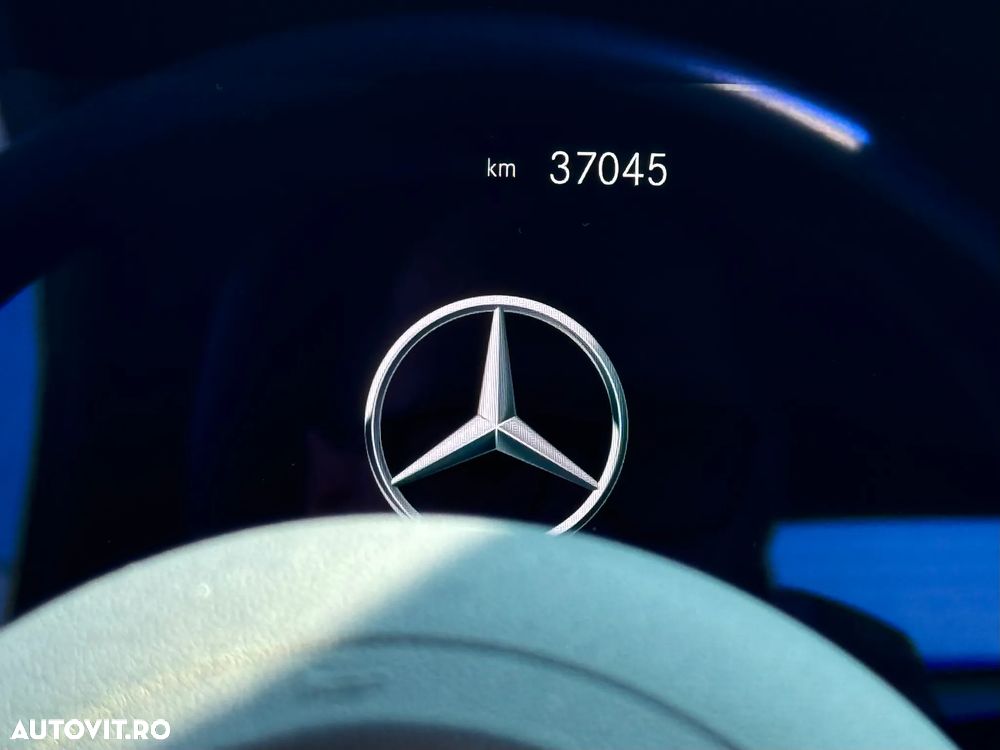 Mercedes-Benz E 300 Cabrio 9G-TRONIC AMG Line - 27