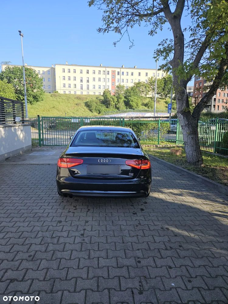 Audi A4 Limousine 2.0 TDI Quattro - 4
