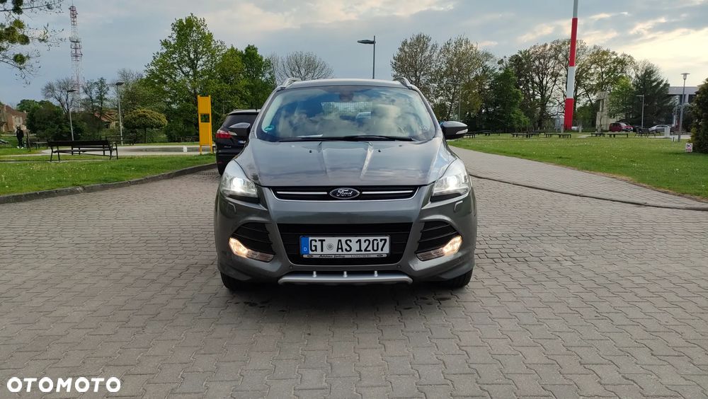 Ford Kuga 2.0 TDCi 4x4 Titanium - 2