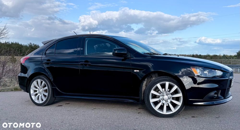 Mitsubishi Lancer 1.8 Intense - 2