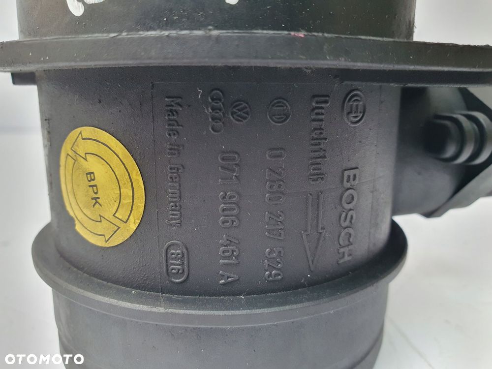 PRZEPŁYWOMIERZ VW Passat B5 Golf IV Toledo II 2.3 V5 VR5 0280217529 - 2
