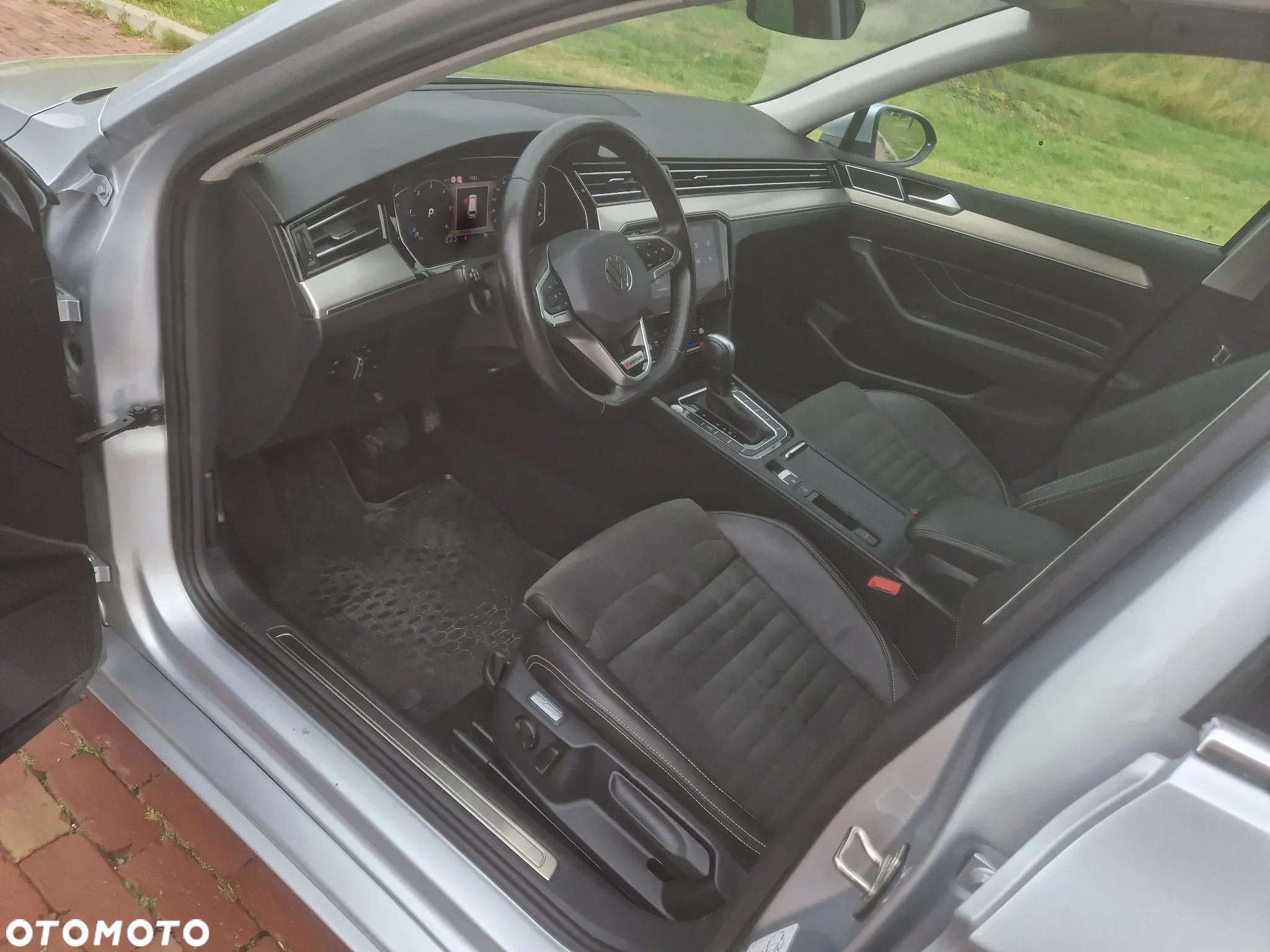 Volkswagen Passat 2.0 TDI 4Mot Elegance DSG - 19