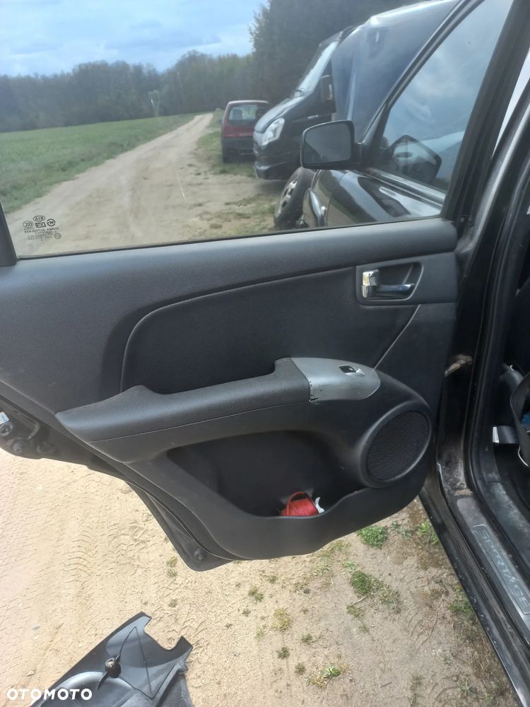 Kia Sportage 2.0 CRDi (lea) - 13