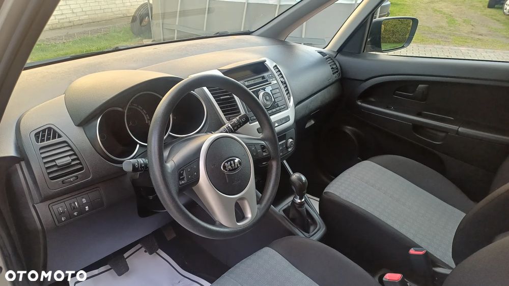 Kia Venga 1.4 Business Line - 15