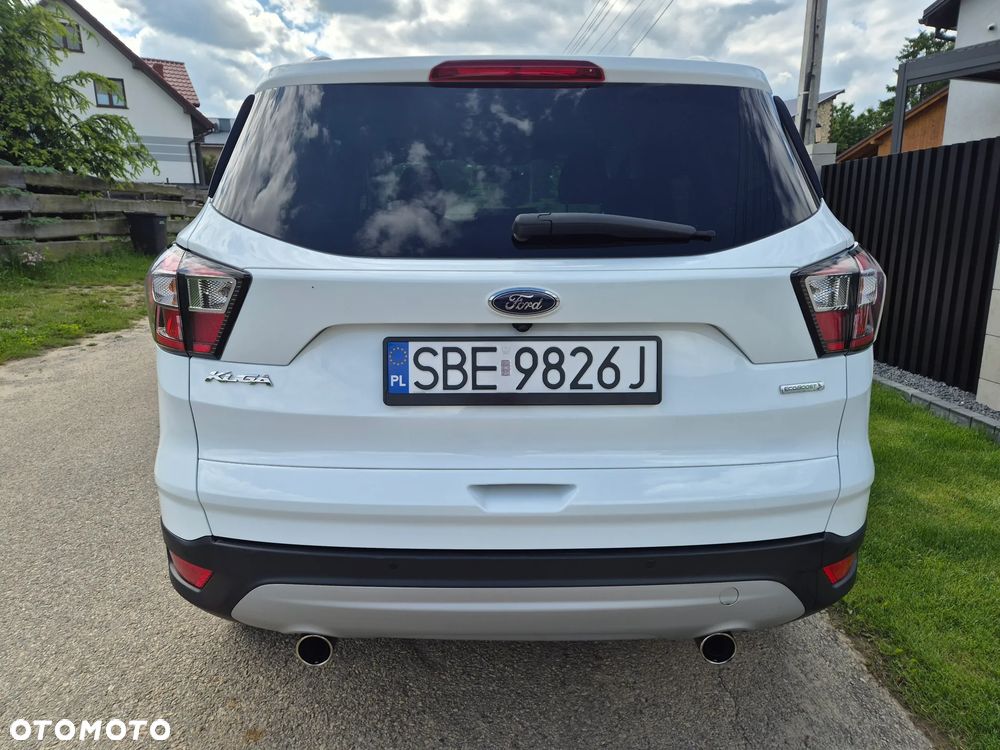 Ford Kuga 1.5 EcoBoost 2x4 Titanium - 5
