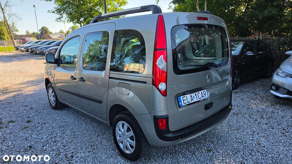 Renault Kangoo 1.6 8V 90 Happy Family - 5