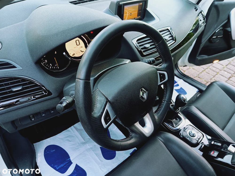 Renault Megane ENERGY dCi 130 Start & Stop Bose Edition - 19