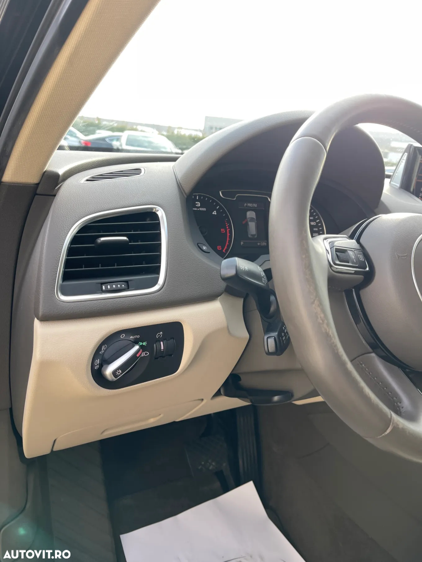 Audi Q3 2.0 TDI Quattro S tronic - 30