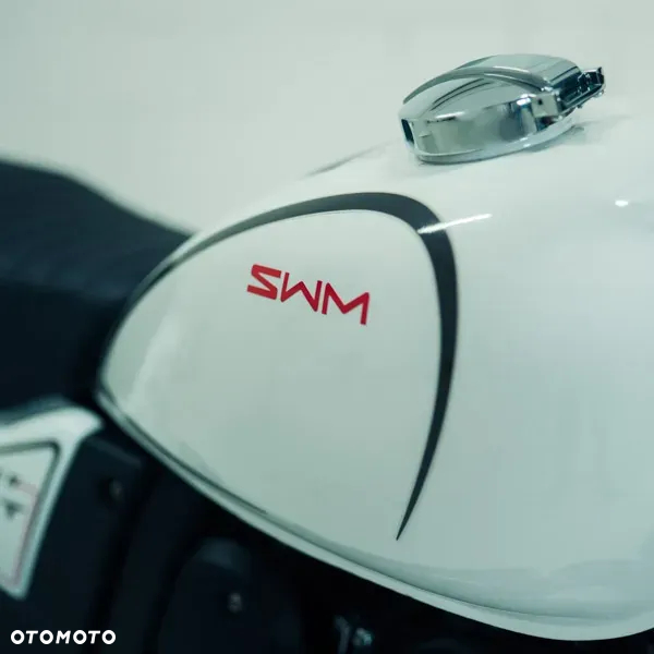SWM Silver Vase - 3