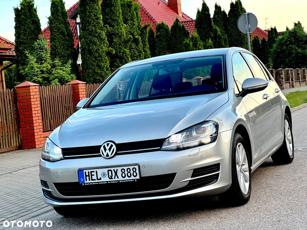 Volkswagen Golf - 24