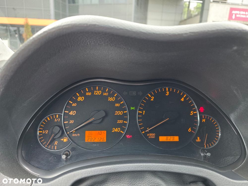 Toyota Avensis 2.2 D-4D Prestige - 7