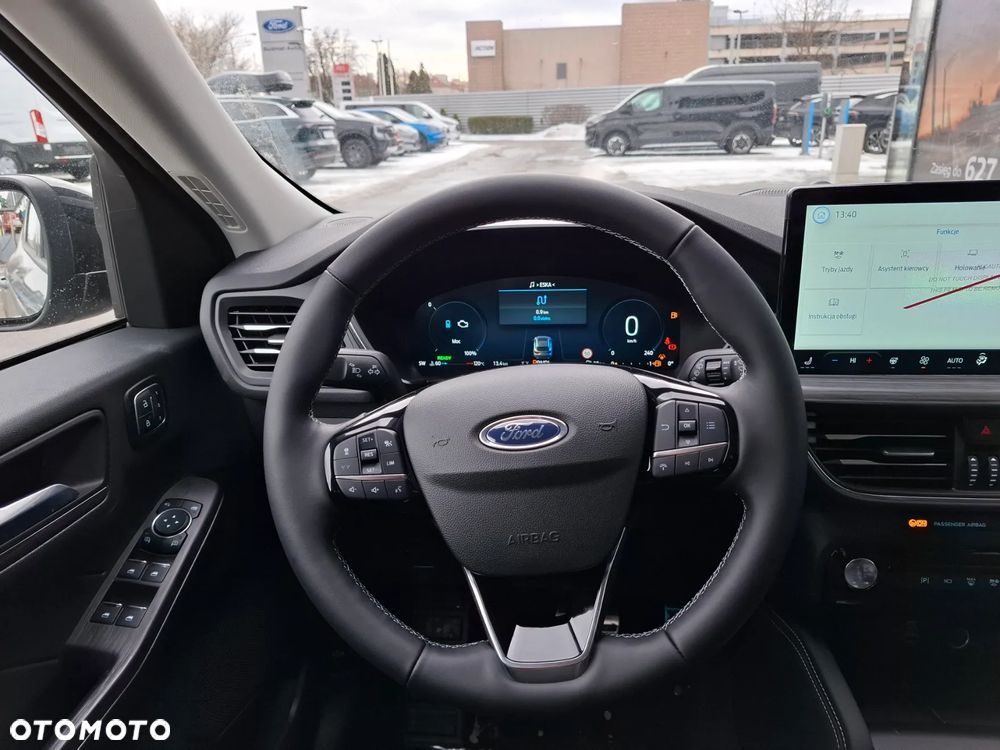 Ford Kuga - 12