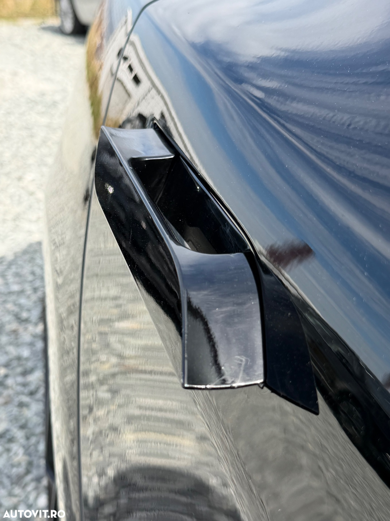 Tesla Model S Plaid - 35