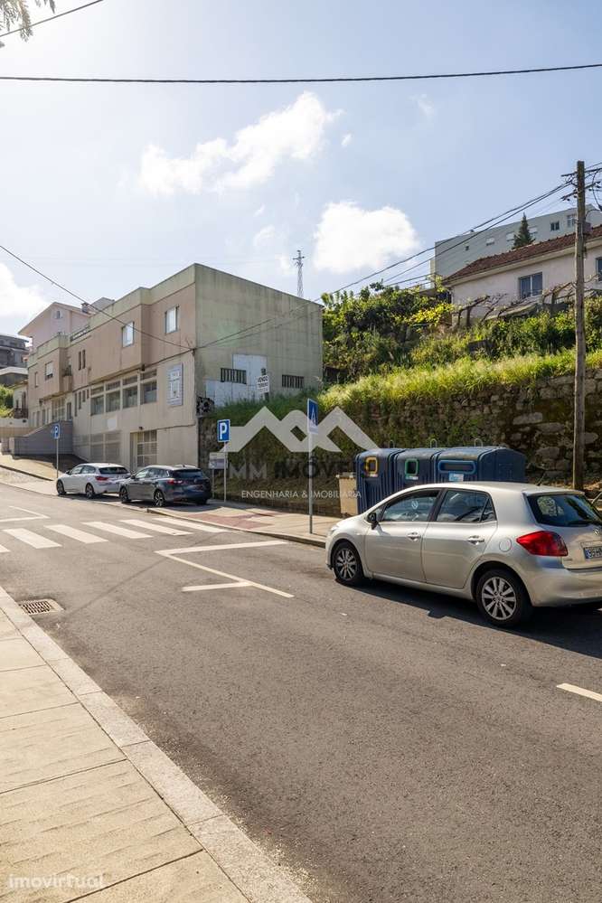 Terreno | 2 Frentes | 3 Andares | Gondomar - Grande imagem: 3/7