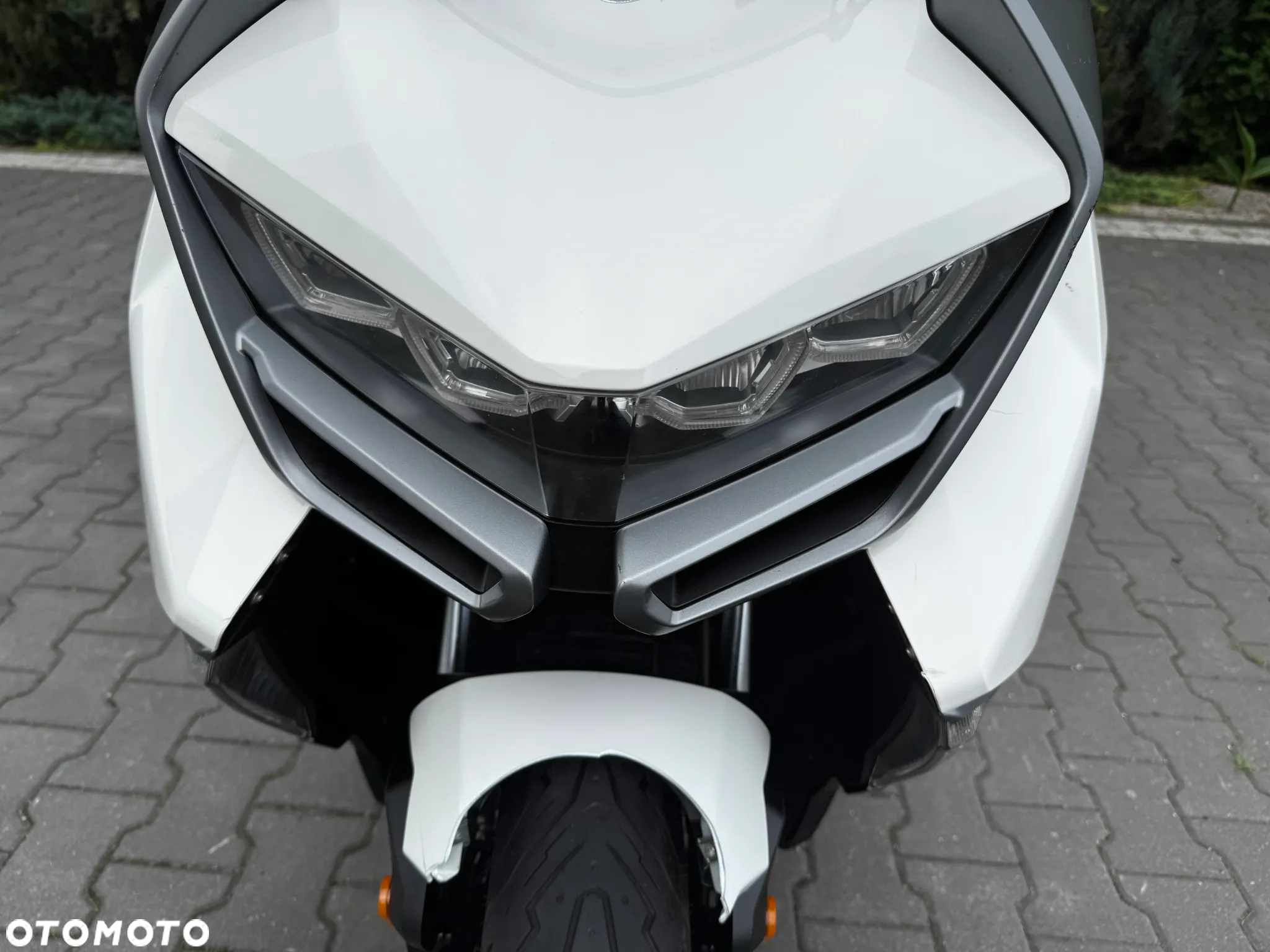 BMW C 400 GT - 13