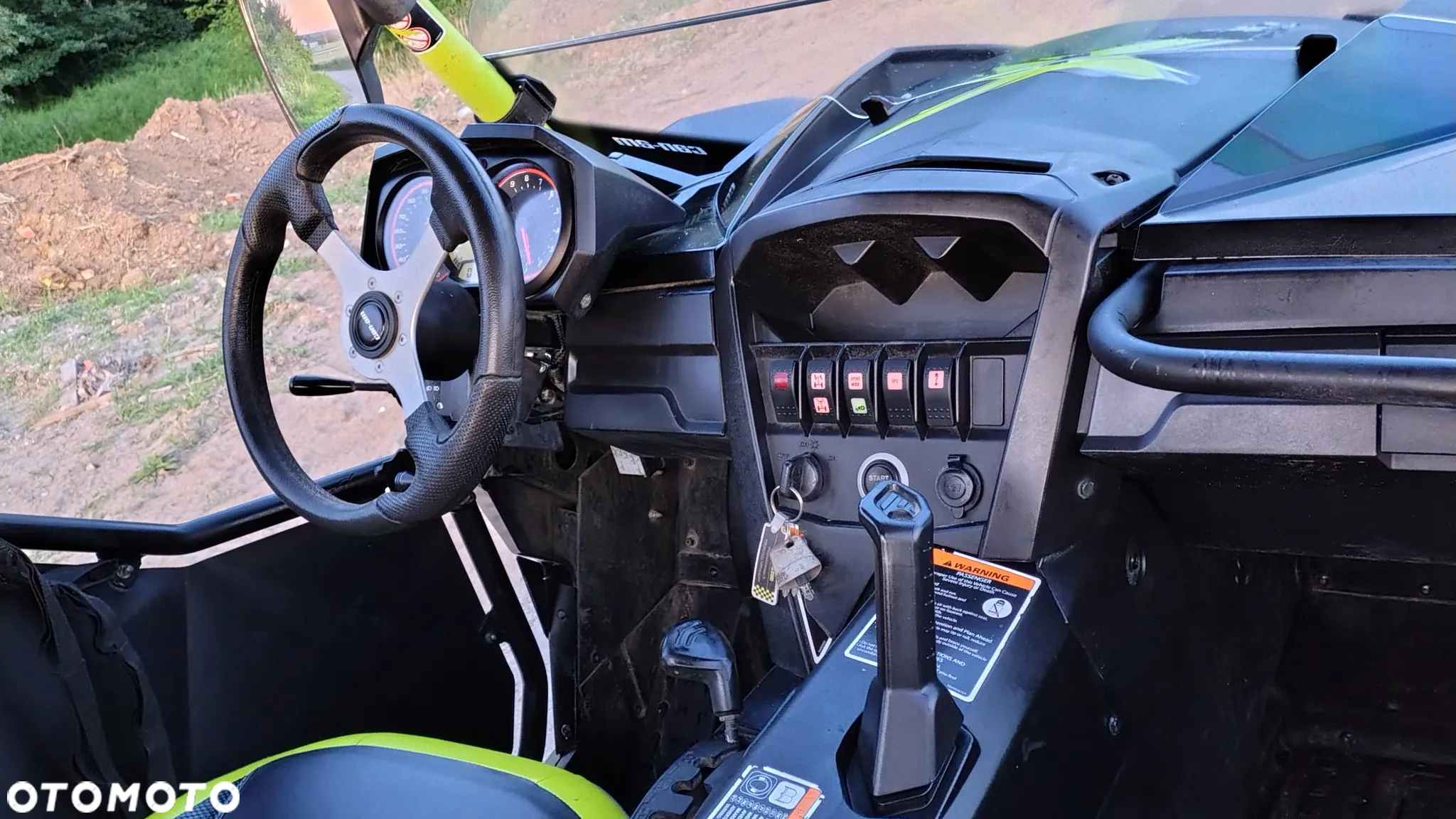 Can-Am Maverick - 11