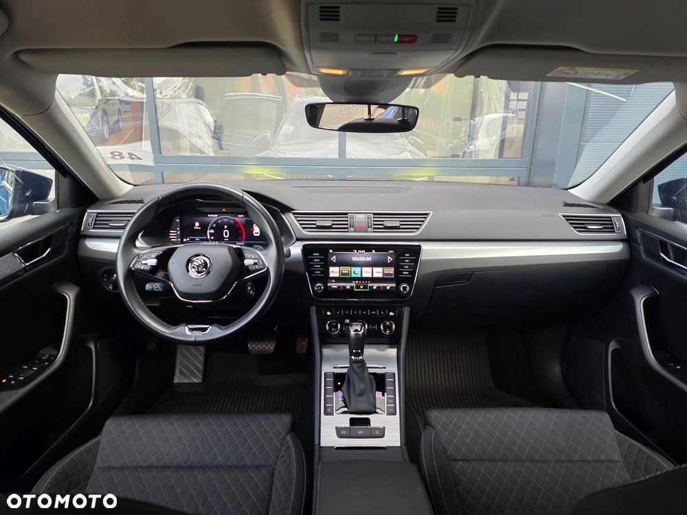 Skoda Superb 2.0 TDI SCR Ambition DSG - 16