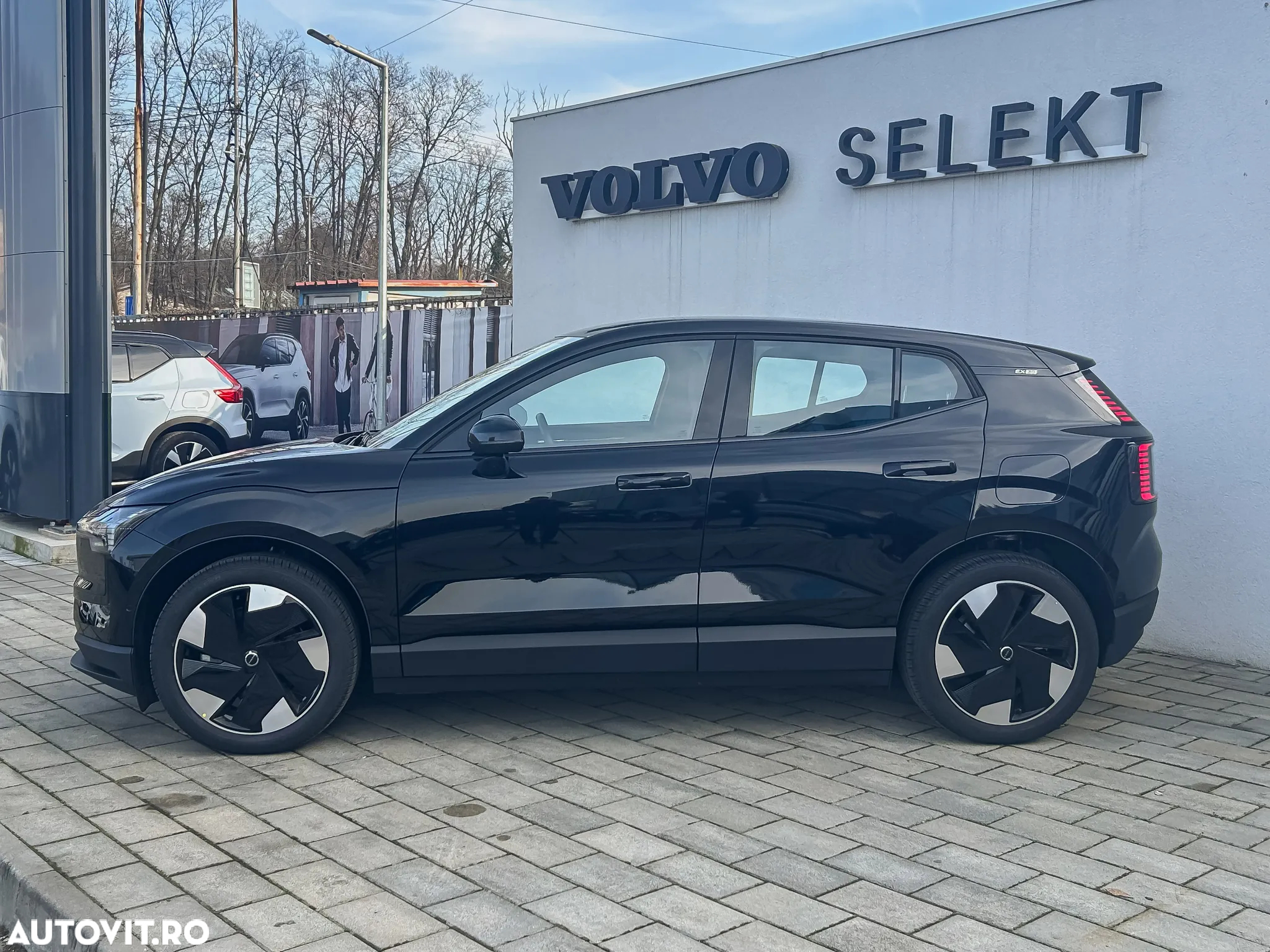 Volvo EX30 Single Motor Extended Range Ultra - 3