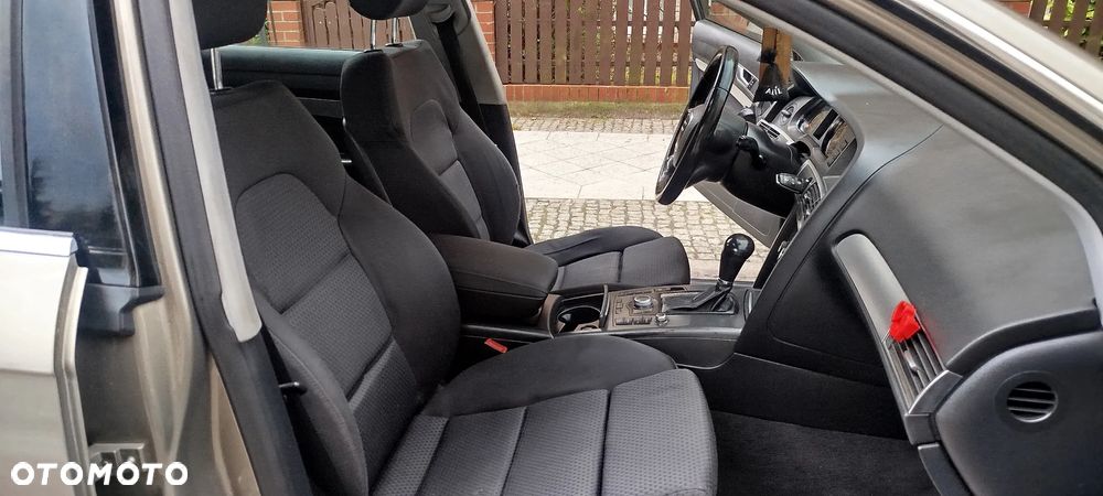 Audi A6 Avant - 14
