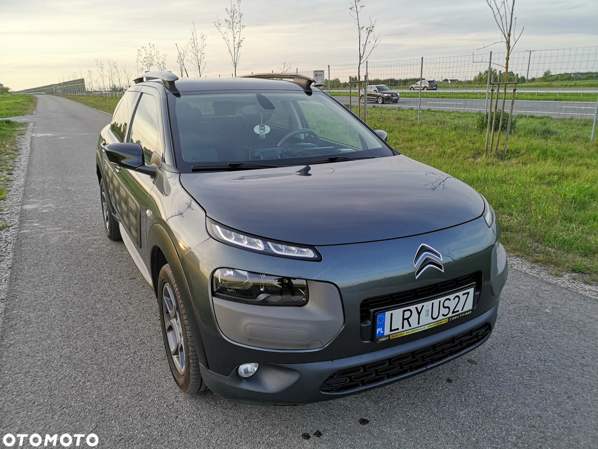 Citroën C4 Cactus 1.2 PureTech Shine Edition S&S ETG - 27