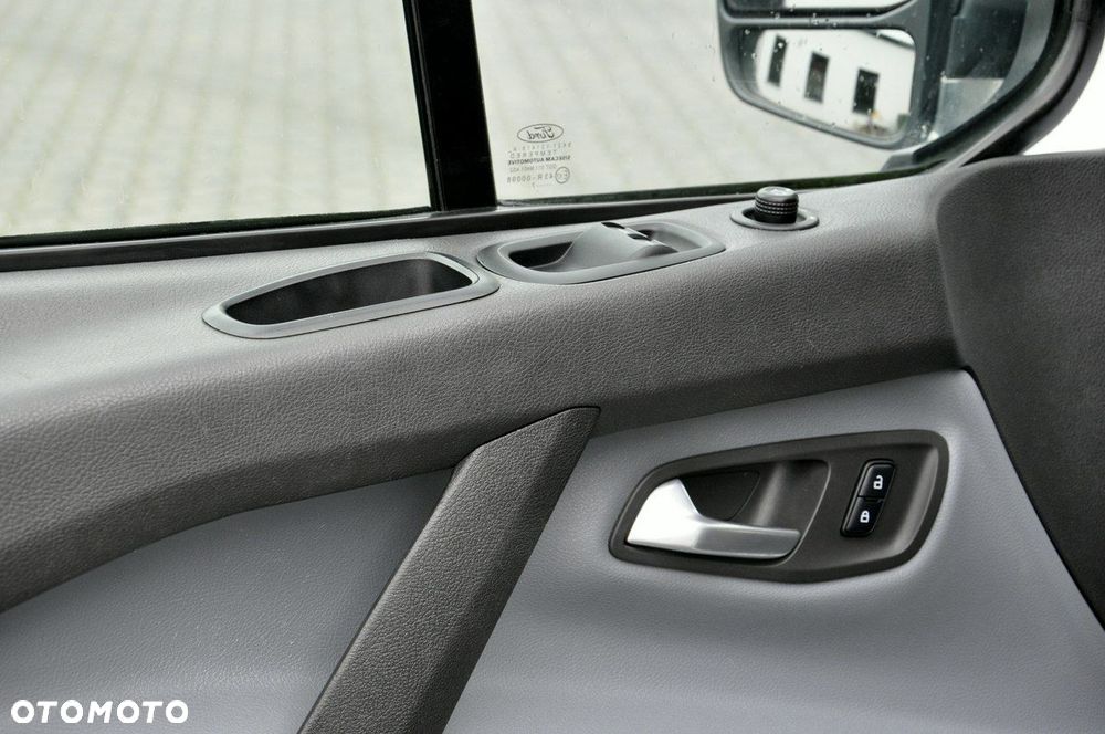 Ford Transit Custom - 16