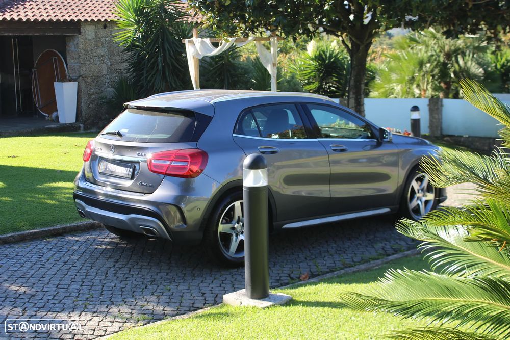 Mercedes-Benz GLA 220 CDi AMG Line 4-Matic - 5