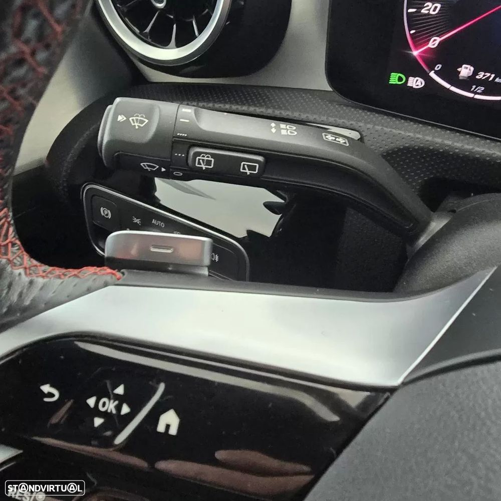 Mercedes-Benz A 200 AMG Line Aut. - 27