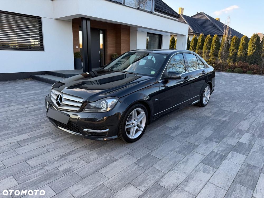 Mercedes-Benz Klasa C 200 (BlueEFFICIENCY) 7G-TRONIC Avantgarde - 23