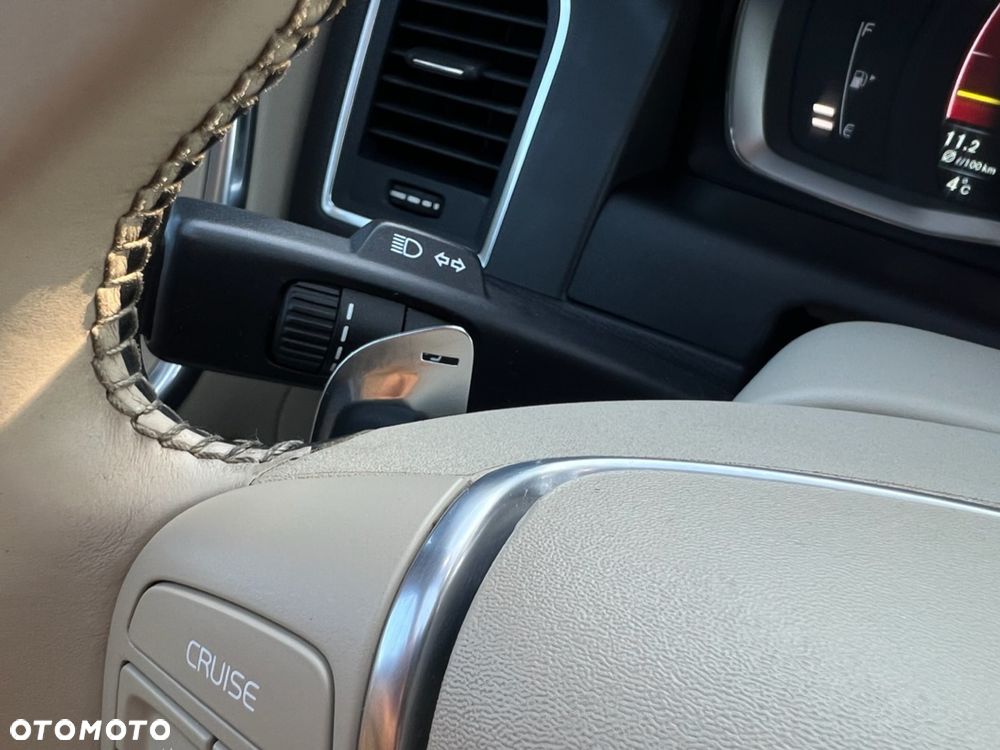 Volvo XC 60 - 19