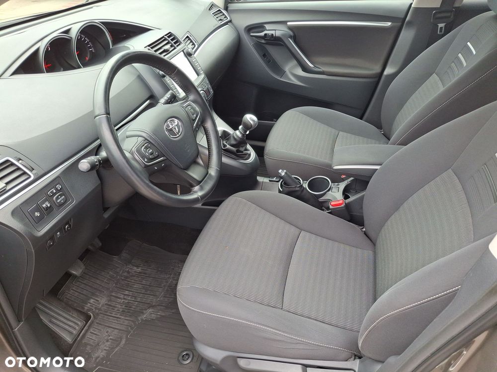 Toyota Verso 1.8 Premium EU6 - 9