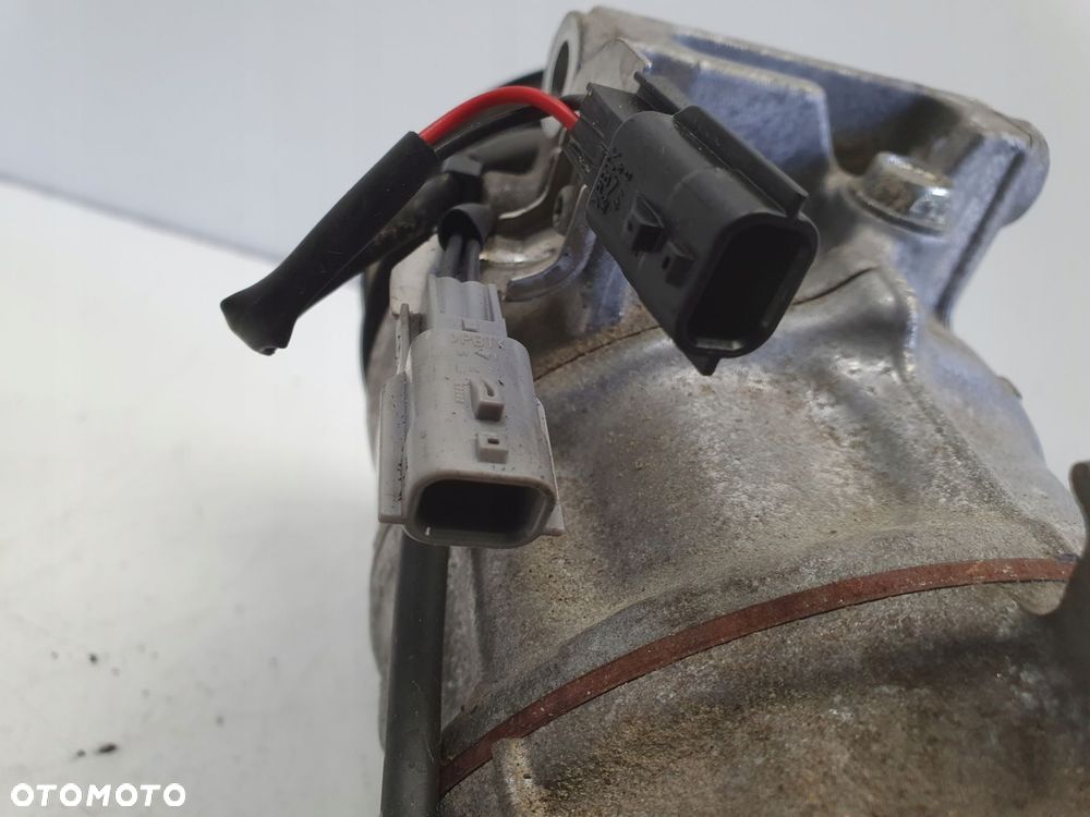 SPRĘŻARKA KLIMATYZACJI Renault Megane IV 1.5 dCi _ pompa 926002410R - 7