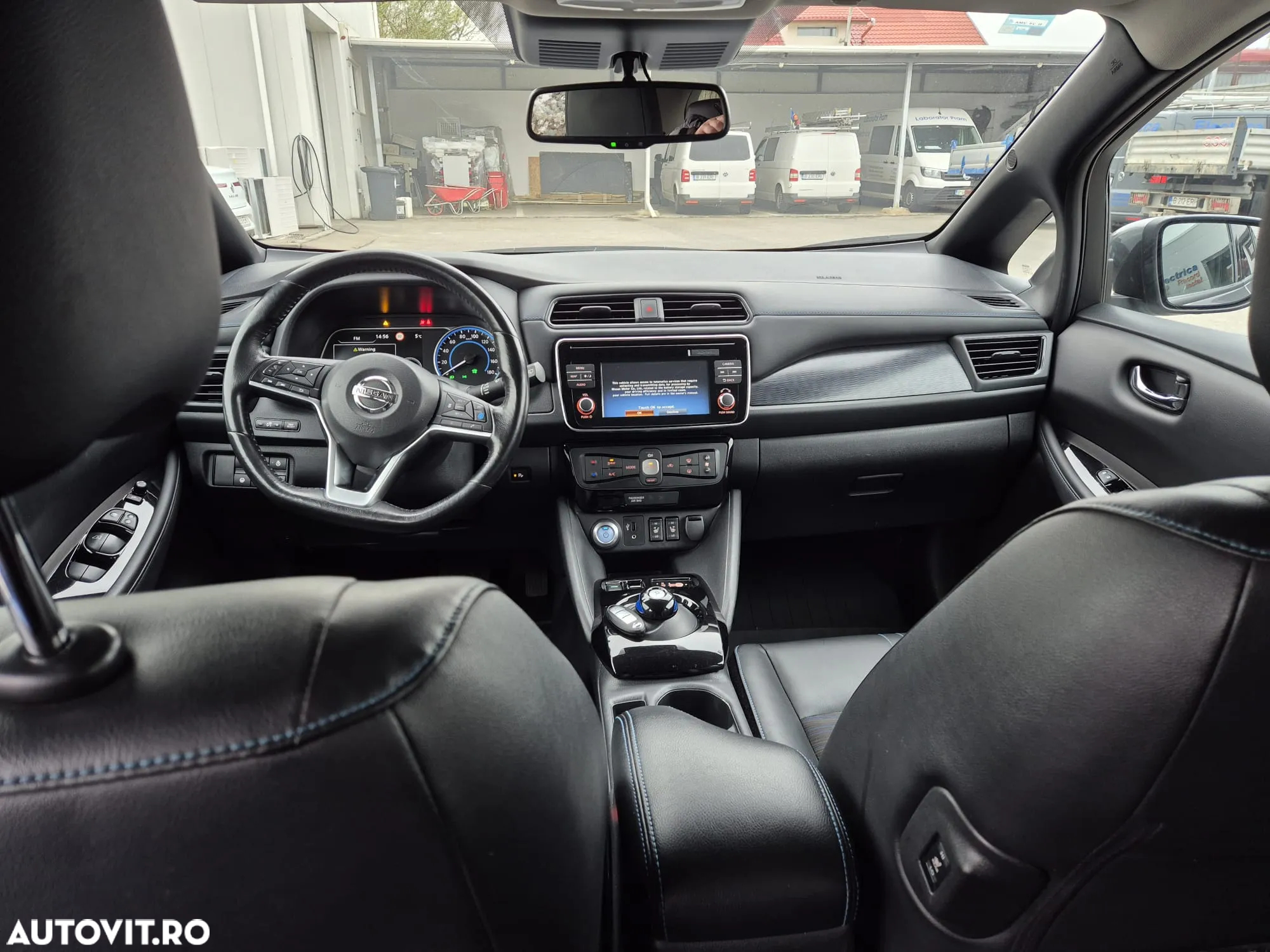 Nissan LEAF N-Connecta - 5