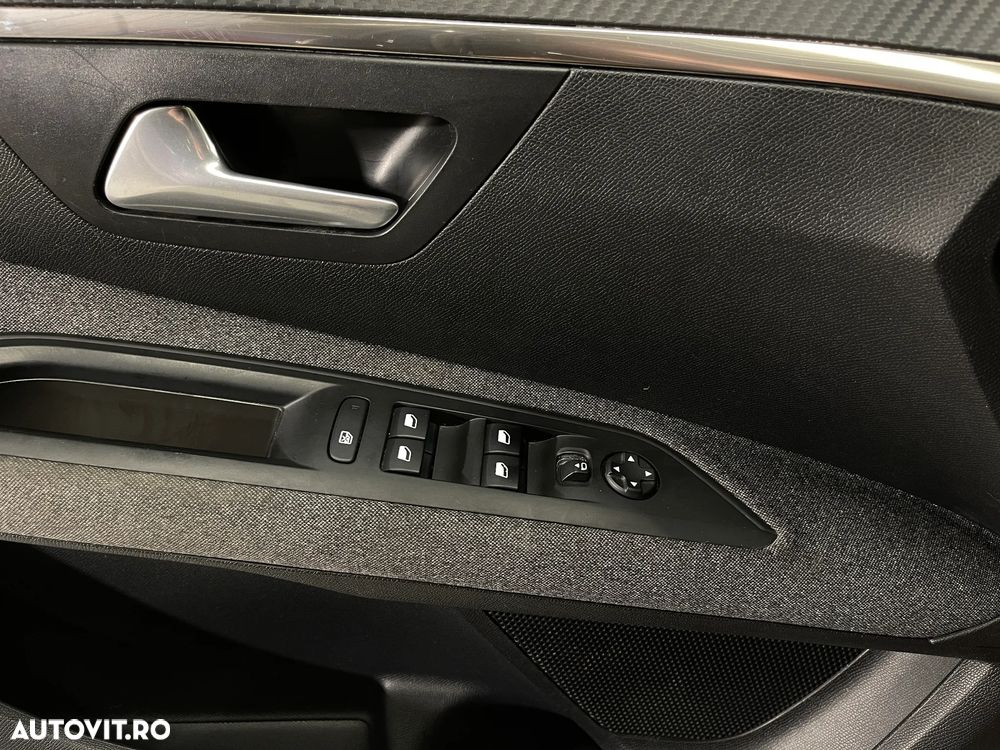 Peugeot 5008 PureTech 130 Stop & Start Active Business-Paket - 28