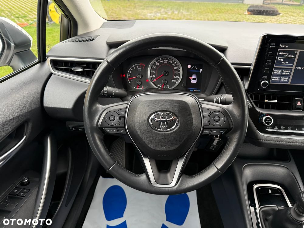 Toyota Corolla 1.5 Comfort - 3