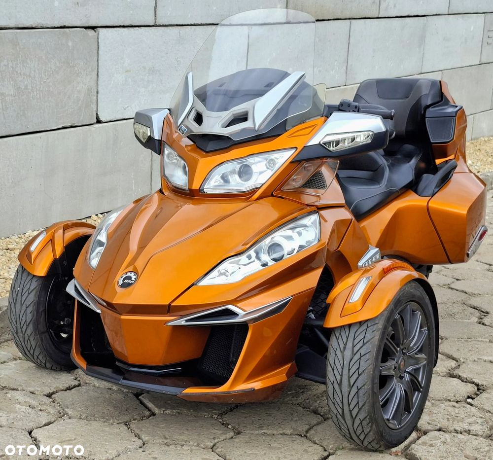 Can-Am Spyder - 8