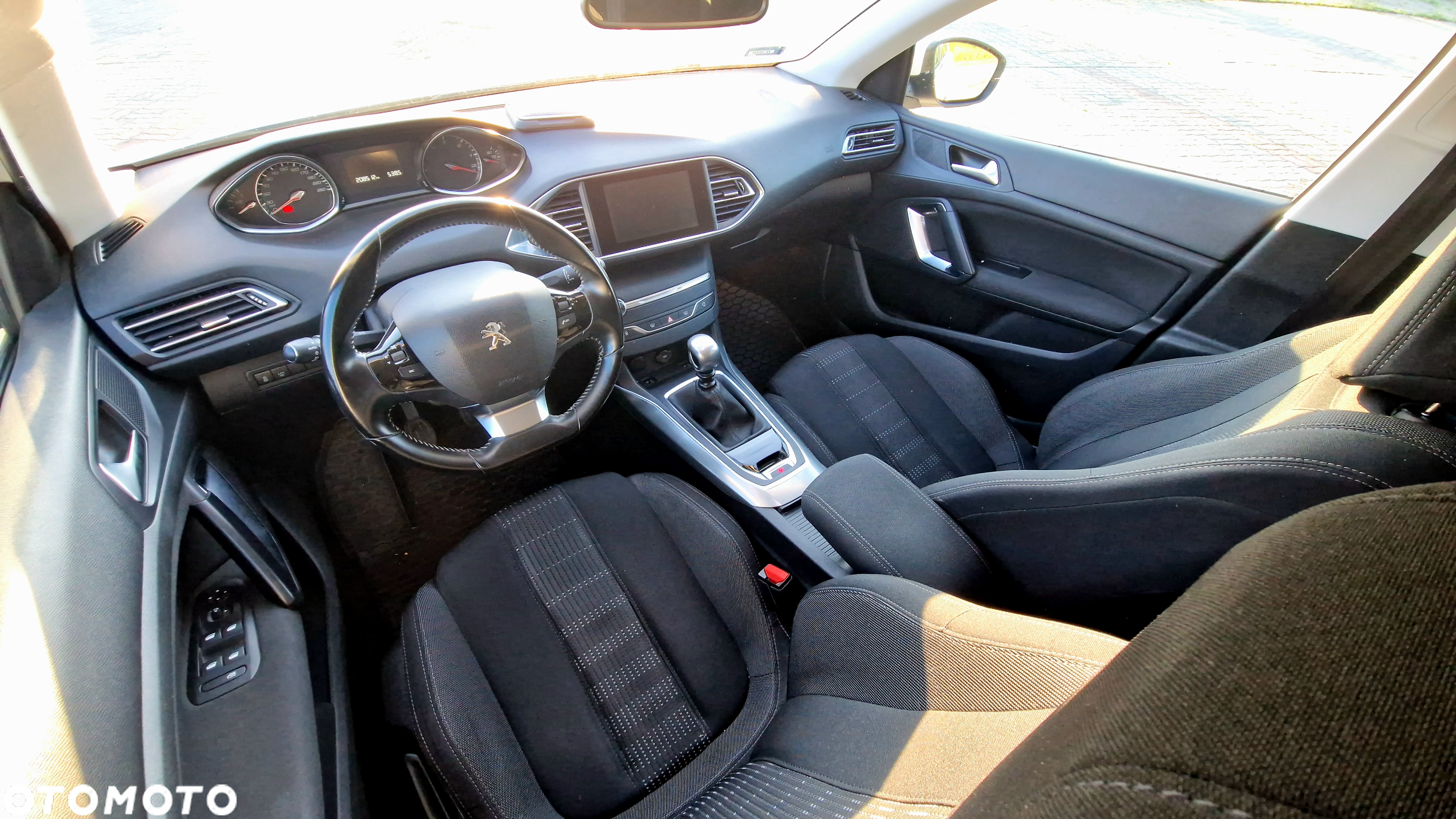 Peugeot 308 SW BlueHDi 120 Stop & Start Allure - 9