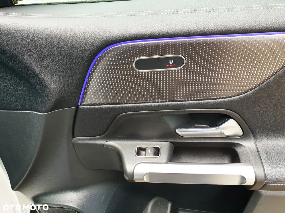 Mercedes-Benz GLB 200 d 4-Matic Progressive 8G-DCT - 21