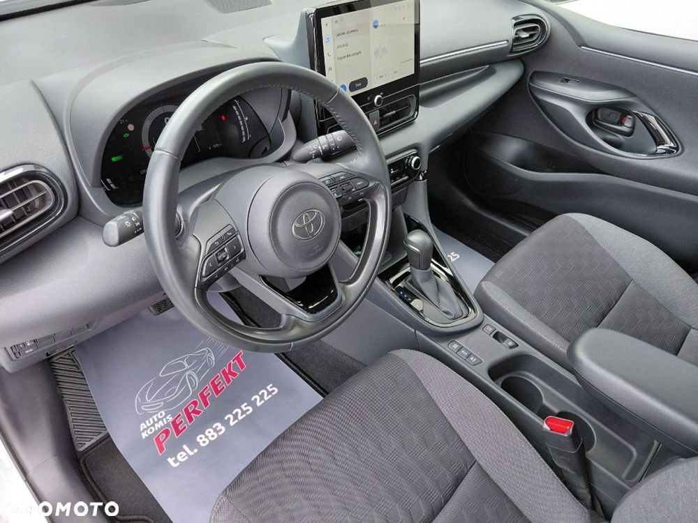 Toyota Yaris - 11