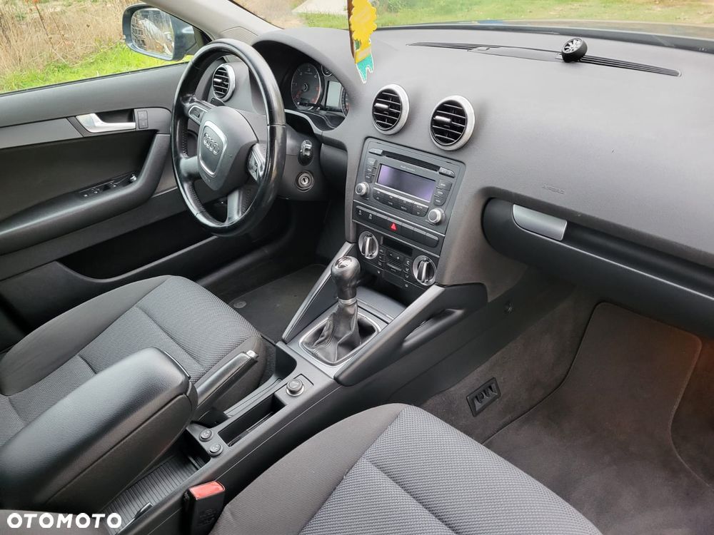 Audi A3 Sportback - 15