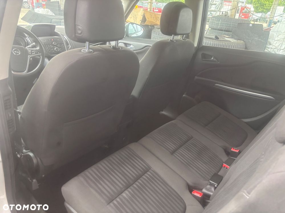 Opel Zafira Tourer 1.4 Turbo Edition - 31