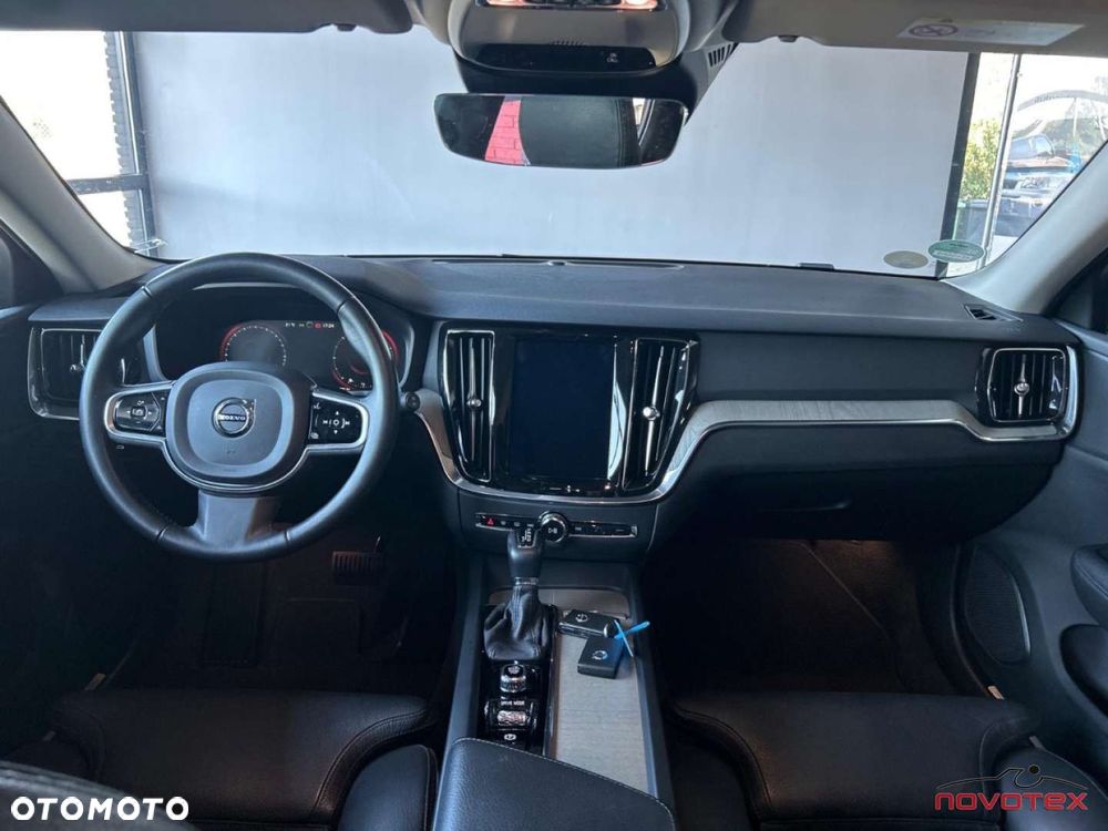 Volvo V60 Cross Country D3 Geartronic Momentum - 11
