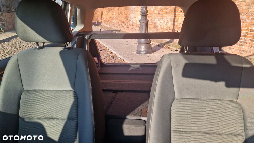 Volkswagen Golf Sportsvan - 12