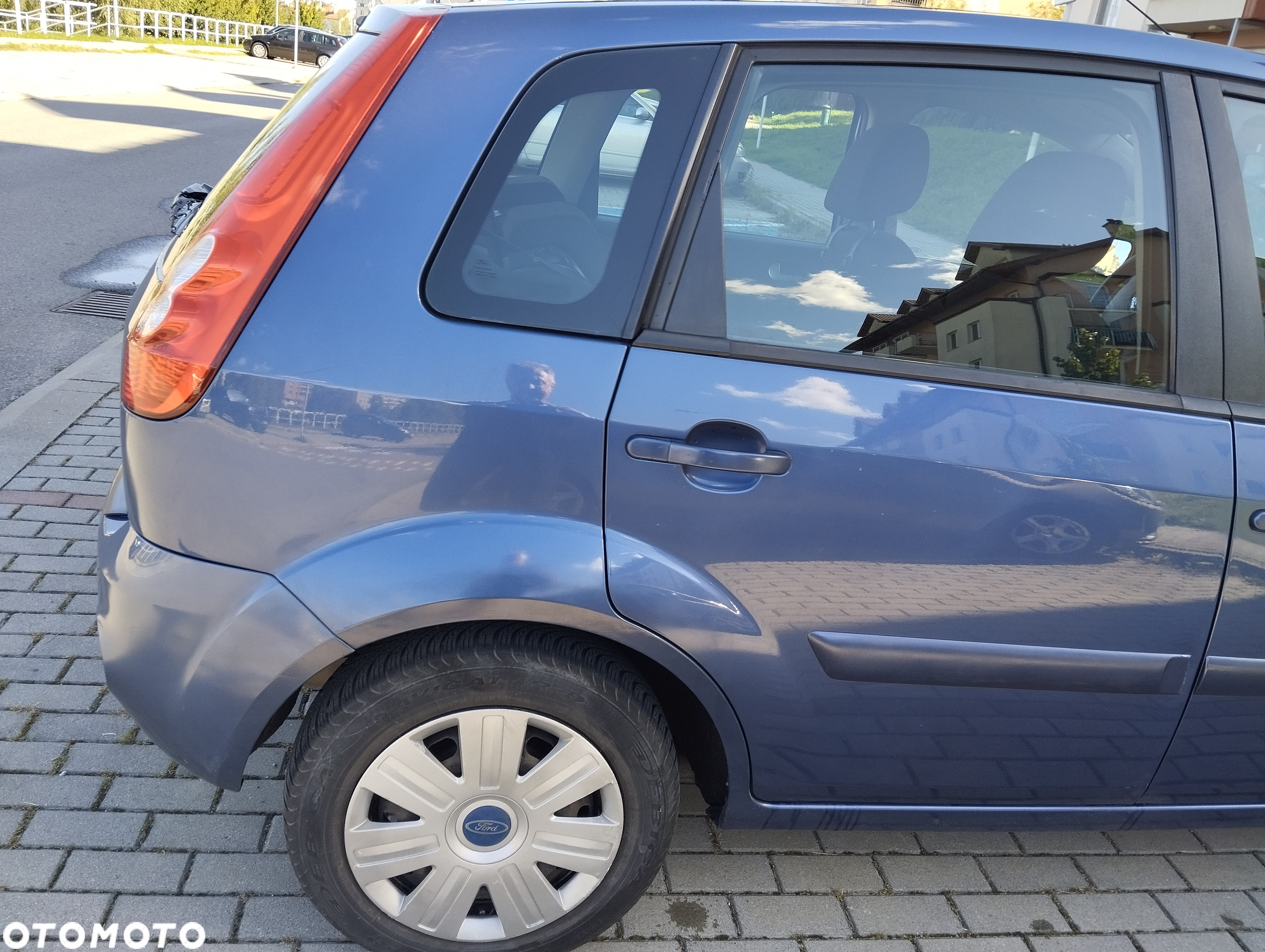 Ford Fiesta 1.4 Ambiente - 3