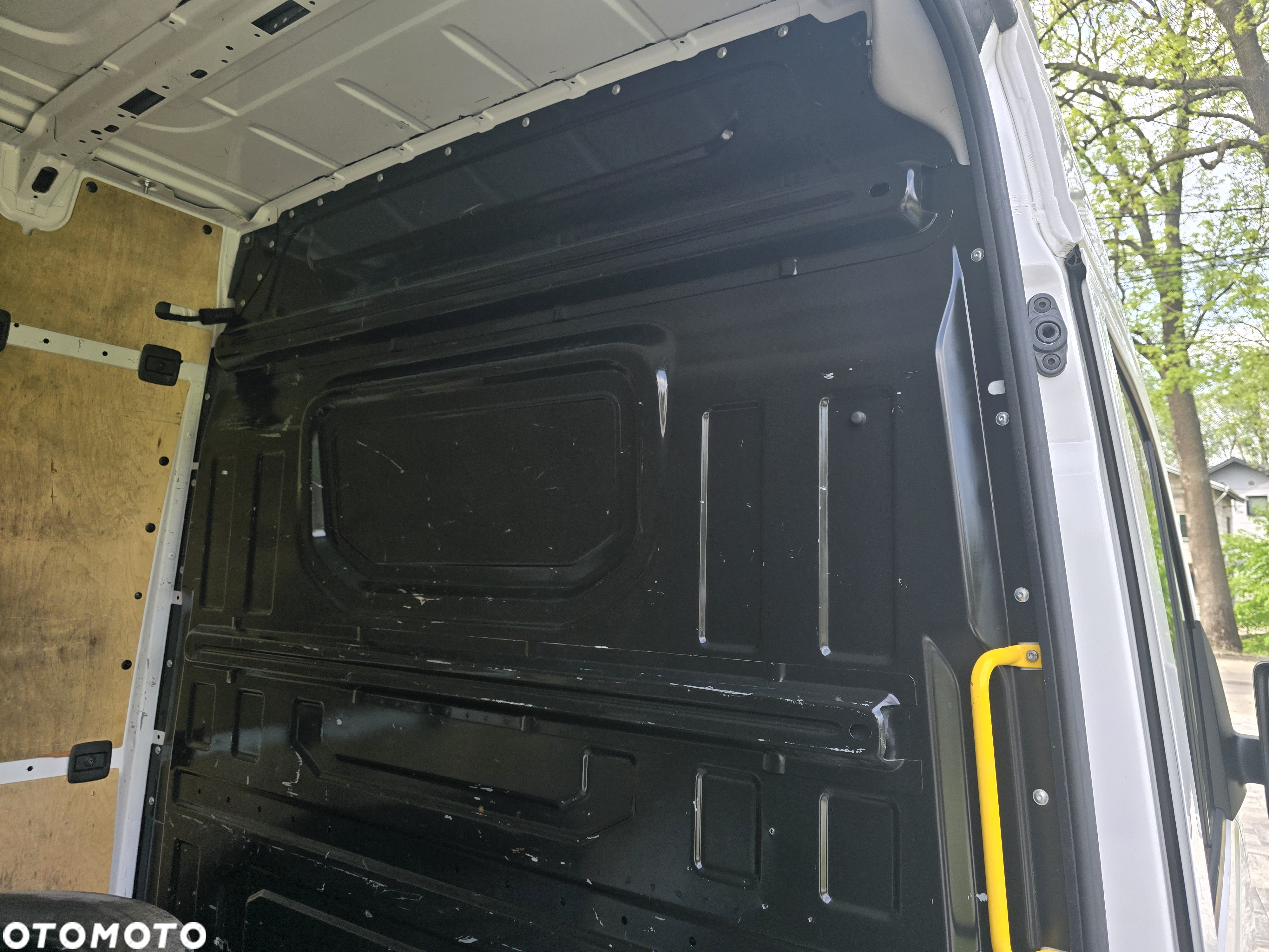 Volkswagen Crafter - 14