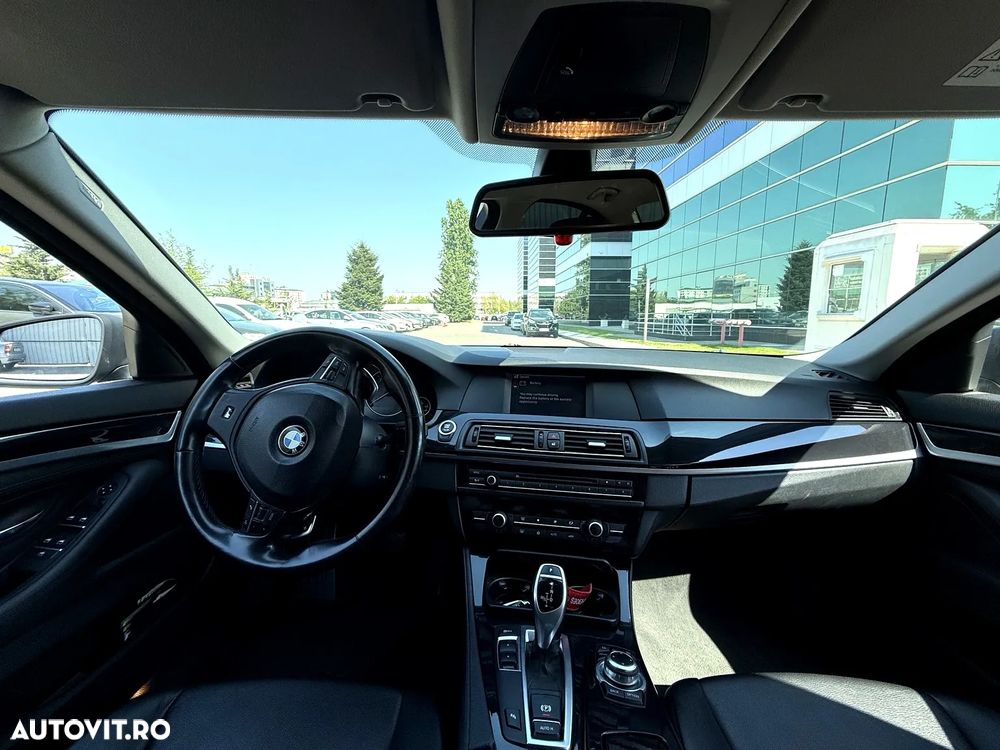 BMW Seria 5 520d Aut. - 17