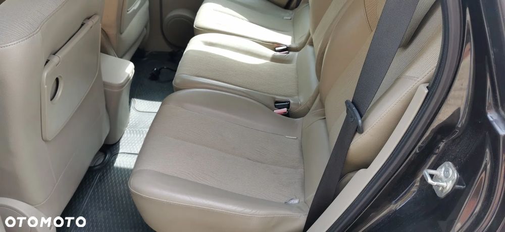 Renault Scenic 2.0 dCi Expression - 11