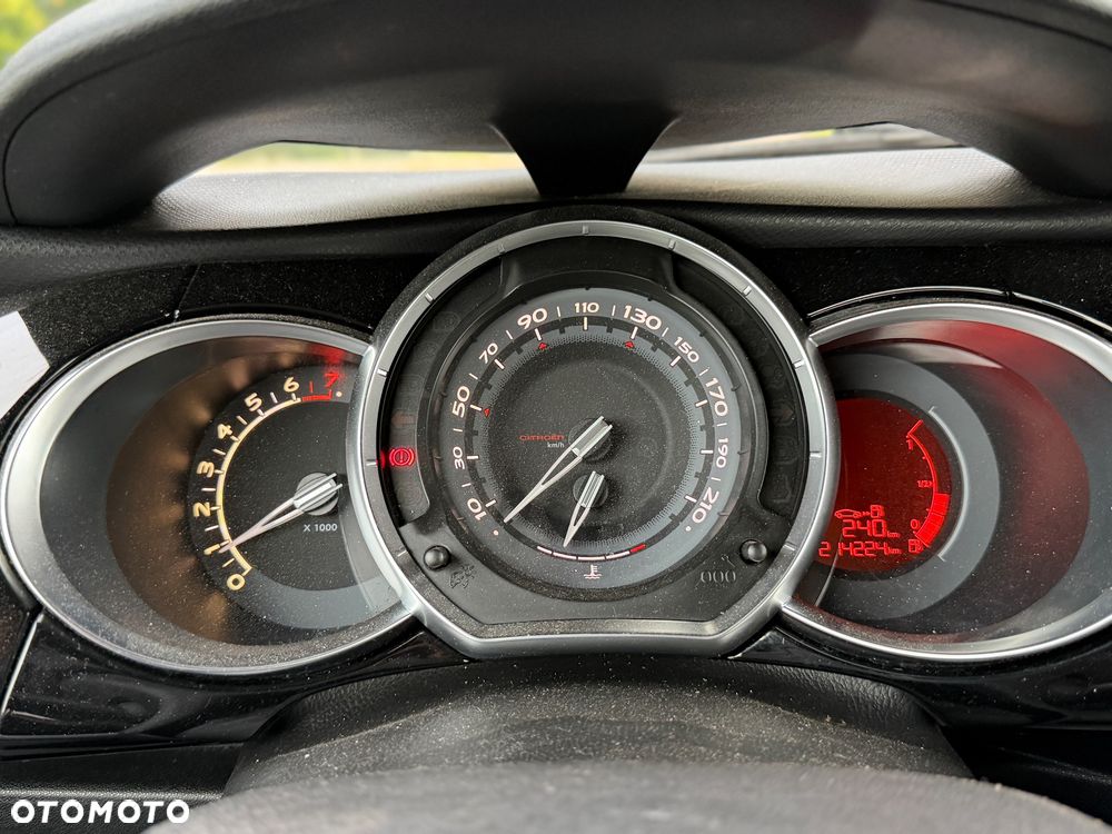 Citroën DS3 1.6 VTi SoChic - 10